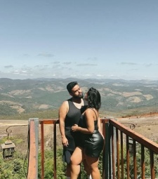 Nessa viagem incrível para Lavras Novas, nos hospedamos na Pousada do Rei Arthur. Uma pegada medieval encantadora, lugar lindo e cheio de detalhes que fazem a experiência ser ainda mais especial! Super indicamos ✨🏰💛   #LavrasNovas #PousadaDoReiArthur #Viagem #ViagemCasal #Casal #Explorar